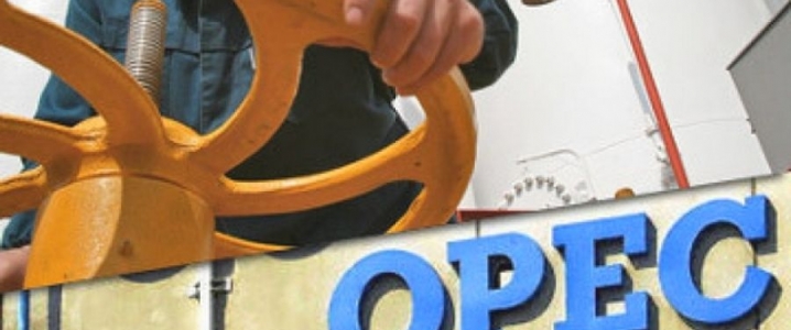 ΟΠΕΚ+: Συμφώνησε στη μείωση των περικοπών στην παραγωγή πετρελαίου από τον Μάιο