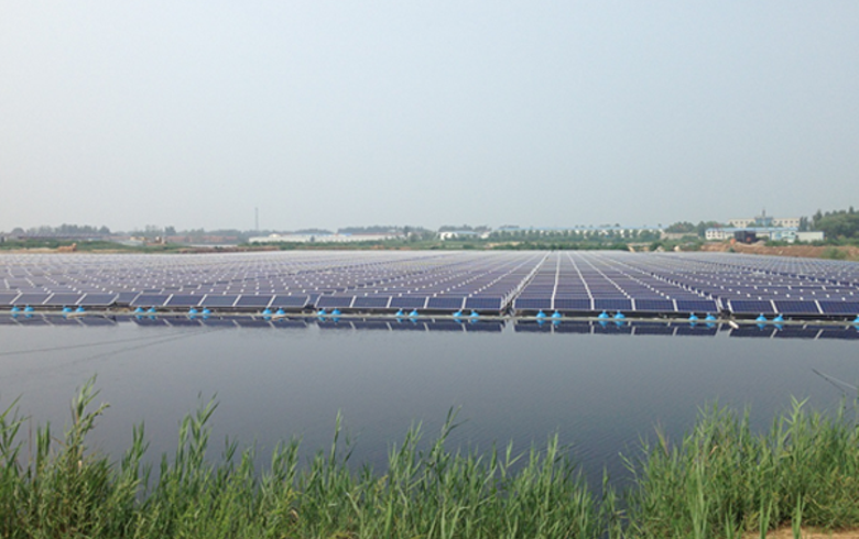 EDF: Ξεκινά της κατασκευή πλωτής ηλιακής εγκατάστασης στη Γαλλία