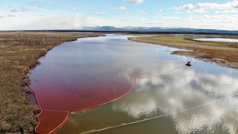 Κατάσταση εκτάκτου ανάγκης στην Αρκτική ύστερα από διαρροή 20.000 τόνων πετρελαίου σε ποταμό
